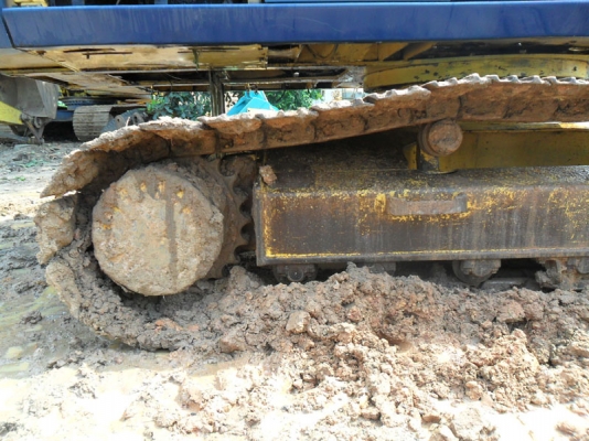 Komatsu PC200-5 SN:6xxxx Up เก่านอกนิดหน่อย ทุกอย่างเดิม สภาพ 80\% เอกสารเล่ม