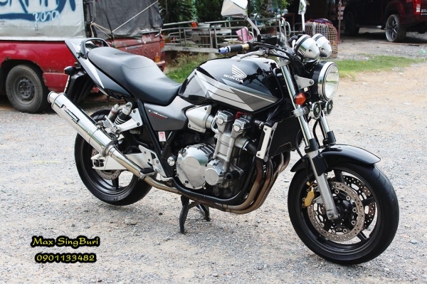 แม็กสิงห์บุรี//CB1300 ปี2004 สภาพสวยสุดๆ ท่อ YOSHI ทะเบียนแท้ๆโอนขนส่ง 295000 (รับเทิร์น)