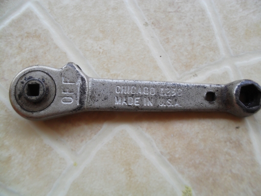 ประแจก๊อกแก๊ก  CHICAGO 123C USA