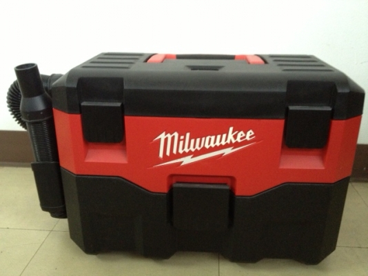 ดูดฝุ่นดูดน้ำไร้สาย Milwaukee 0880-20 ใช้แบ็ต Makita BL1815 หรือ BL1830 18V