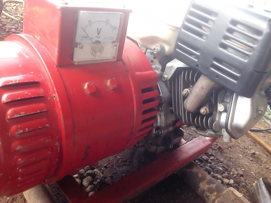เครื่องปั่นไฟ3 KW.พร้อมเครื่องยนต์HONDAใหม่ขนาด9 แรงม้า ติดกับเครื่องยนต์แบบต่อชนกันแกน เครื่องปั่นไฟ3 KW.พร้อมเครื่องยนต์HONDAใหม่ขนาด9 แรงม้า ติดกับเครื่องยนต์แบบต่อชนกันแกน