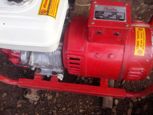 เครื่องปั่นไฟ3 KW.พร้อมเครื่องยนต์HONDAใหม่ขนาด9 แรงม้า ติดกับเครื่องยนต์แบบต่อชนกันแกน เครื่องปั่นไฟ3 KW.พร้อมเครื่องยนต์HONDAใหม่ขนาด9 แรงม้า ติดกับเครื่องยนต์แบบต่อชนกันแกน