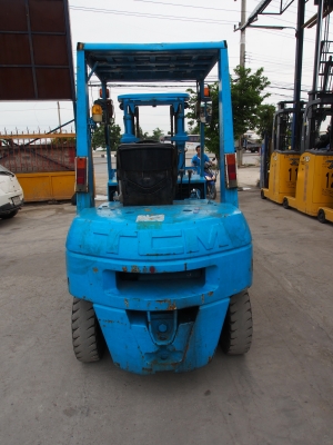 ขายด่วน TCM FD25 Z3 สนใจติดต่อ 083-062-0223