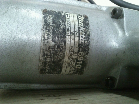 บล๊อกไฟฟ้า 1 นิ้ว  MAKITA รุ่น 6910 สภาพสวยครับ เดิมๆ พร้อมใช้