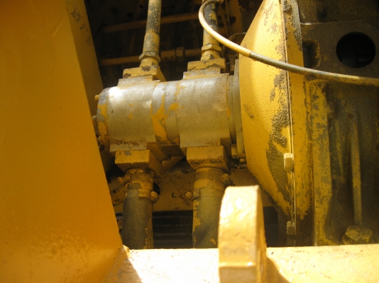 ขายแบคโฮ sumitomo แบบ LS-1600J  เก่านอกสภาพสวย พร้อมใช้งาน ราคาถูก เจ้าของขายเองต่อรองราคาได้คะ