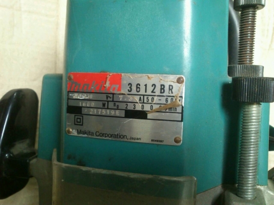เราเต้อ งานไม้ MAKITA 3612 BR สภาพเดิมครับ