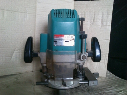 เราเต้อ งานไม้ MAKITA 3612 BR สภาพเดิมครับ