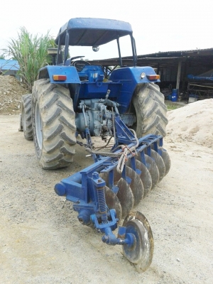 ขายรถไถ FORD 6640 สภาพดี 2 เพลา พร้อมใช้งาน เจ้าของใช้งานเอง