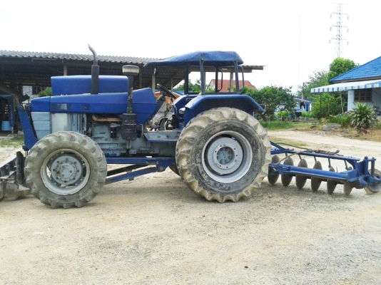 ขายรถไถ FORD 6640 สภาพดี 2 เพลา พร้อมใช้งาน เจ้าของใช้งานเอง