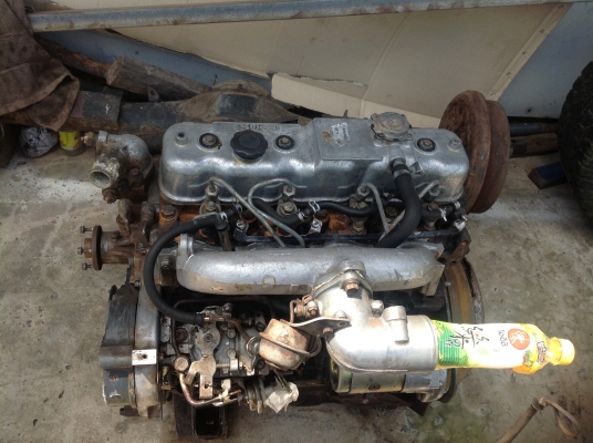 ขาย13,000 เครื่อง อีซูซุ 4JB-2800cc ยกลงจาก 4 ล้อกลาง