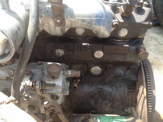 ขายเครื่อง มิสซูแคนเตอร์ 90แรง 4DR5ติดได้ใช้งานดี