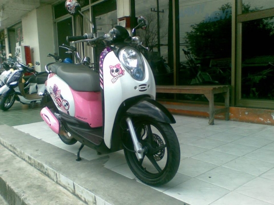 รถสวยๆ Honda Scoopy &ndash; i ปี 2555 (ล้อแม็กซ์) ราคาถูก ลดได้
