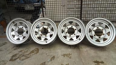 ขายกระทะเหล็ก 14  6 รู แร็กหลังคา