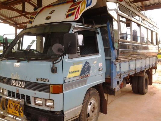 Isuzu NKR110 ห้างแท้ เกียรยาว พร้อมหลังคาโดยสาร