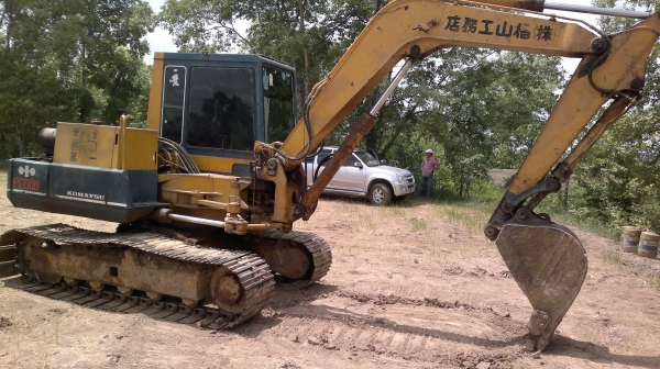 ขายแบคโฮ komatsu pc60-5 อาร์มพิเศษ สภาพดี เจ้าของขายเอง ต่อรองได้ ขายแบคโฮ komatsu pc60-5 อาร์มพิเศษ สภาพดี เจ้าของขายเอง ต่อรองได้