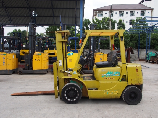 MITSUBISHI FG25 เสา3เมตร สนใจติดต่อ 083-062-0223