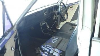 datsun  เดิมๆ บางแห้งไม่ผุ