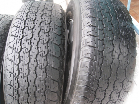 ขายล้อแม็ก Toyota Vigo 15"x7" et30 6รู139 + ยางปี4310  (081-3747940)