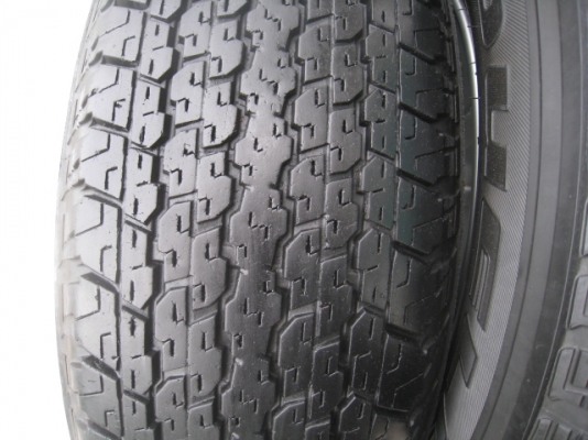 ขายล้อแม็ก Toyota Vigo 15"x7" et30 6รู139 + ยางปี4310  (081-3747940)