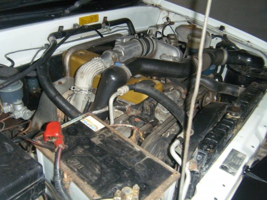 Rodeo 4wd สีขาว สภาพสวย ดีเซล ปี2540 ราคา195,000.-