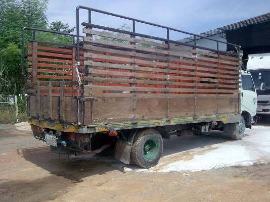 6ล้อHINO KM779 ยาว 5.50 ม.120HP/WO4D