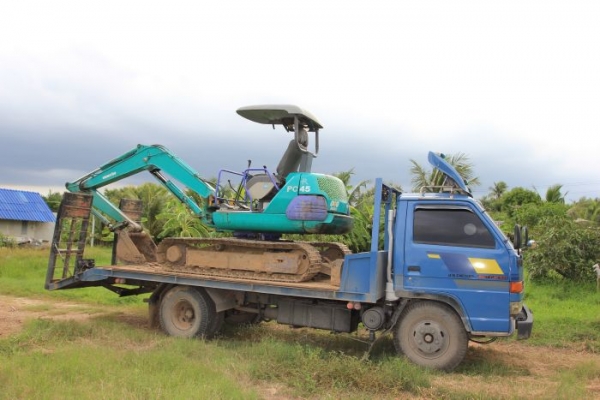 ขายรถบรรทุกหางปลา NPR115 หรือพร้อมแมคโคร