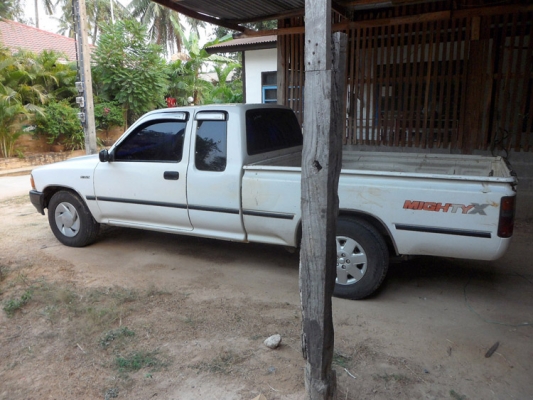 Toyoto Hilux Mighty X