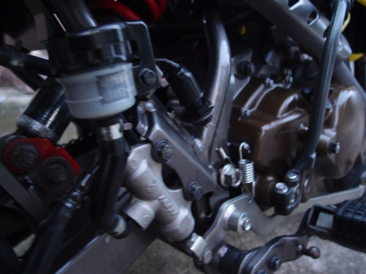 ขายด่วนหรือแลกรถ 250-400 ครับ new ksr มีอะไหล่แต่งแถมให้ครับ