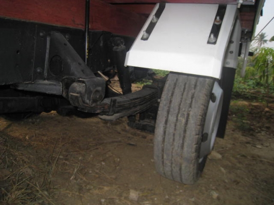 ขาย ISUZU ELF 4WD นำเข้าจากJAPAN ขาย ISUZU ELF 4WD นำเข้าจากJAPAN