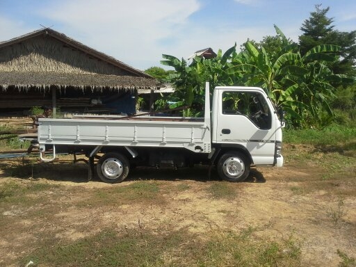 ขาย ISUZU ELF 4WD นำเข้าจากJAPAN ขาย ISUZU ELF 4WD นำเข้าจากJAPAN