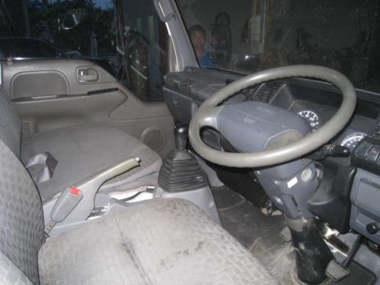 ขาย ISUZU ELF 4WD นำเข้าจากJAPAN ขาย ISUZU ELF 4WD นำเข้าจากJAPAN