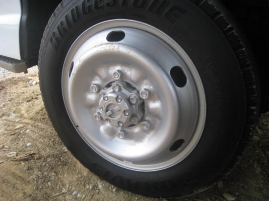 ขาย ISUZU ELF 4WD นำเข้าจากJAPAN ขาย ISUZU ELF 4WD นำเข้าจากJAPAN