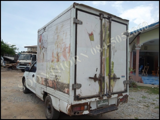 ขายด่วน รถกระบะ ISUZU, 2.5 SPARK โฉม D-MAX ปี 2003 พร้อมตู้เดิมๆจากห้าง รถพร้อมใช้ ราคาสุดคุ้ม