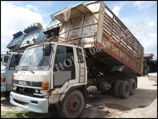 ขายด่วน รถบรรทุก 10 ล้อ ISUZU ROCKY 195 แรง /2 เพลา สโลว์ กระบะดั้ม รถพร้อมใช้ ราคาสุดคุ้ม