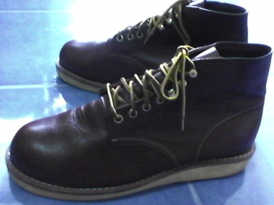 ขายรองเท้าหนังRED WING SHOES มือสอง ขายรองเท้าหนังRED WING SHOES มือสอง