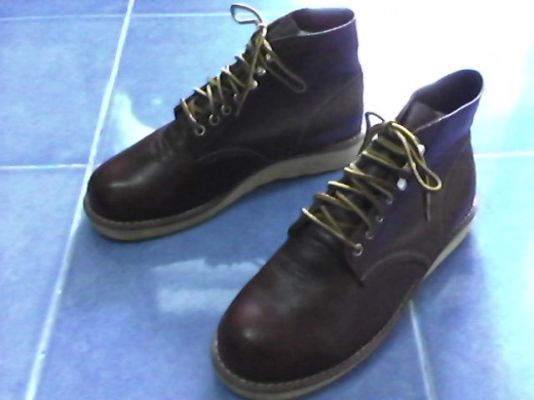 ขายรองเท้าหนังRED WING SHOES มือสอง ขายรองเท้าหนังRED WING SHOES มือสอง