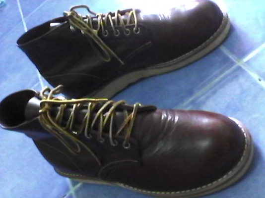ขายรองเท้าหนังRED WING SHOES มือสอง ขายรองเท้าหนังRED WING SHOES มือสอง