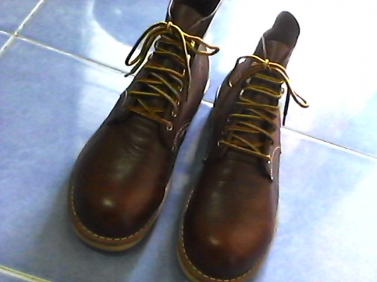 ขายรองเท้าหนังRED WING SHOES มือสอง ขายรองเท้าหนังRED WING SHOES มือสอง