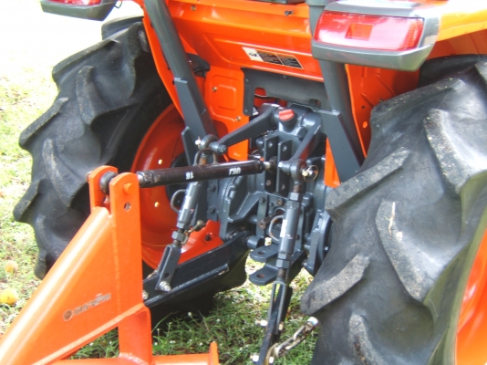 KUBOTA L3608 4WD พร้อมอุปกรณ์2อย่าง KUBOTA L3608 4WD พร้อมอุปกรณ์2อย่าง