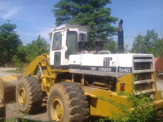 ขายรถตักสภาพพร้อมใช้ ราคาถูก