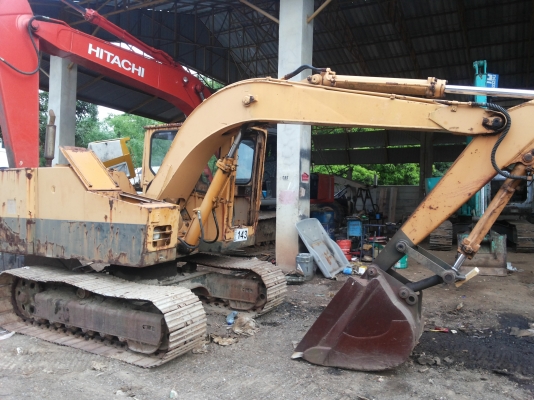 ขายรถแบ็คโฮ ขุด-ดัน KOMATSU 10 HT ( pc 60 ) รถเก่านอกมีเอกสารแจ้งจำหน่าย