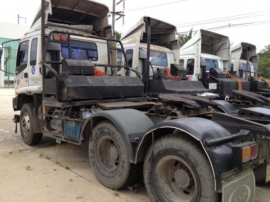 อีซูซุ 270