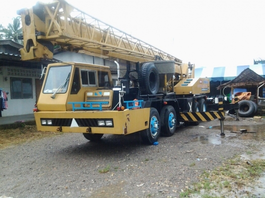 รถเครน 25 ตัน 12 ล้อ อุปกรณ์ครบ