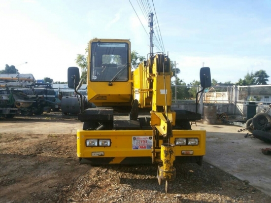 รถเครน 4 ล้อ 8 ตัน M1