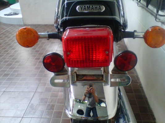 ***ขาย sr400 ปี 2005 เดิมๆ ใสๆ เงาๆ สวยๆ ชิฟแค่ 3 ดอก***76000***ohm คอนหวัน เครื่องดีมากครับแน่นเงียบ ประกอบใหม่ สีเดิมยุ่นครับ เก็บงานปัดเงาใสปิ้งแล้วครับ ชิฟ 3 ดอก ครบเครื่องสุดแล้วครับ ระบบไฟปกติครับ ไฟชิฟปกติครับ เอกสารออกชื่อครับ ราคาฟังได้ครับ ราคา