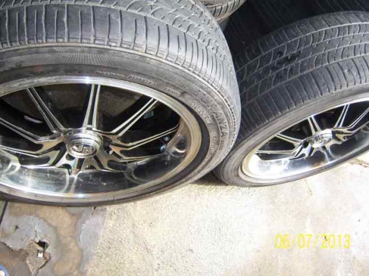 แม็กซ์ขอบ 17 4 รู 100 114(1 คู่ )