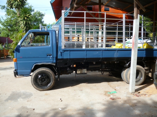 ขายรถบรรทุก 6 ล้อ 115 HP ISUZU สภาพดีพร้อมใช้ เจ้าของขายเอง ต่อรองได้คับ