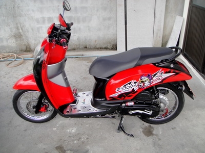 ายถูก Scoopy &ndash; i ลาย Active Boy