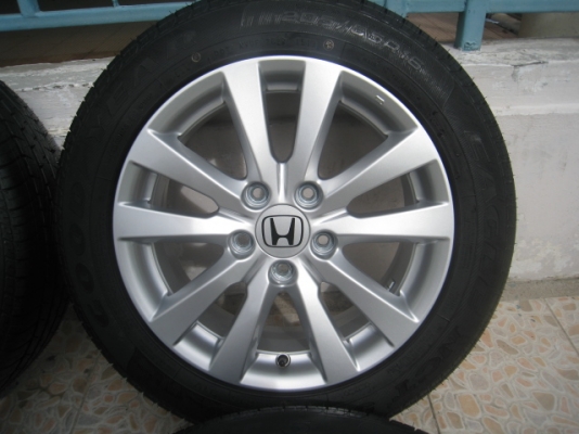 ขายล้อแม็ก Honda civic FB 16"x6.5" et45 5 รู114.3 +ยางปี 1513  สนใจติดต่อ เล็ก คลองสาม (081-3747940)