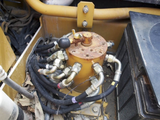 รถเก่านอก cat 312c สนใจโทร 082-7211671 อี๊ดสองห้อง